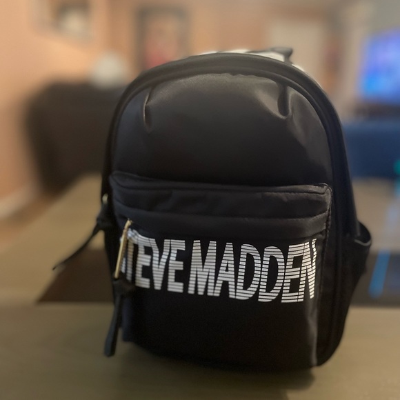 Small backpack - Picture 7 of 8